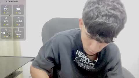 Snapshot of mark_rut chatting on 02-15-25, 04:14 MODEL Mark Rut online show from 02-15-25, 04:14