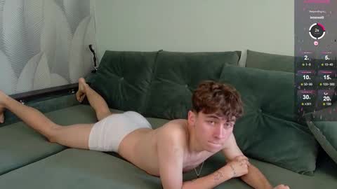 Snapshot of mark_safr chatting on 09-20-25, 06:25 Mark online show from 09-20-25, 06:25