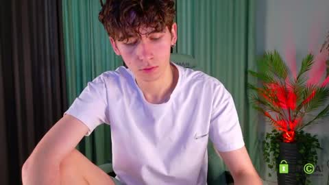 Mark online show from 04-17-26, 11:02