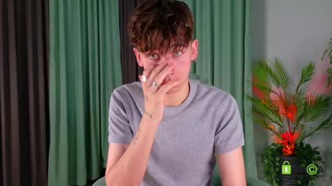 Mark online show from 04-25-26, 01:41