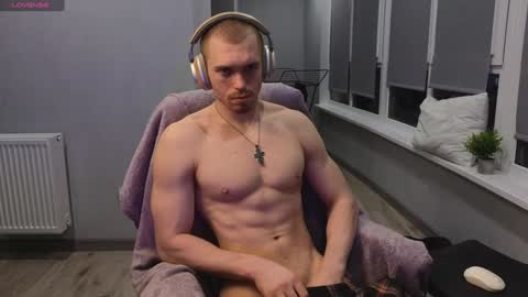 Mark online show from 01-11-25, 03:42