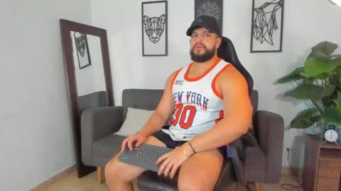 mark_x23 online show from 04-13-26, 01:44