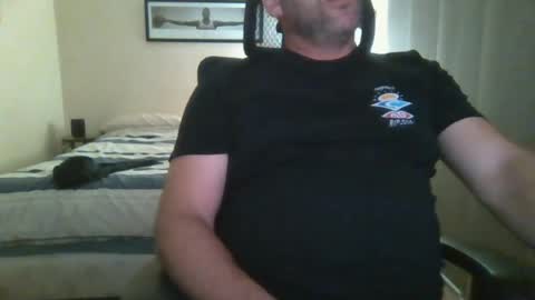 Snapshot of markoboy34 chatting on 07-18-26, 12:20 Matt Kung online show from 07-18-26, 12:20