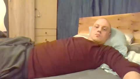 Snapshot of markus_7 chatting on 10-20-25, 02:45 markus_7 online show from 10-20-25, 02:45