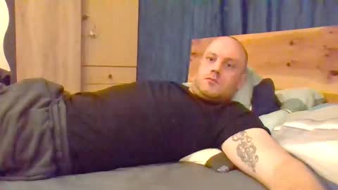 Snapshot of markus_7 chatting on 11-11-25, 03:34 markus_7 online show from 11-11-25, 03:34