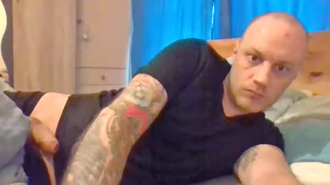 Snapshot of markus_7 chatting on 11-28-25, 07:44 markus_7 online show from 11-28-25, 07:44