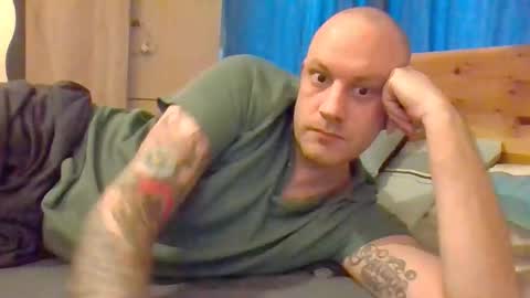 Snapshot of markus_7 chatting on 12-16-25, 10:09 markus_7 online show from 12-16-25, 10:09