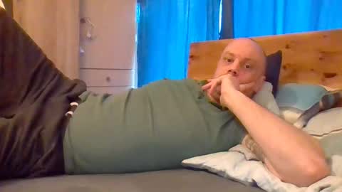 Snapshot of markus_7 chatting on 02-27-26, 10:48 markus_7 online show from 02-27-26, 10:48