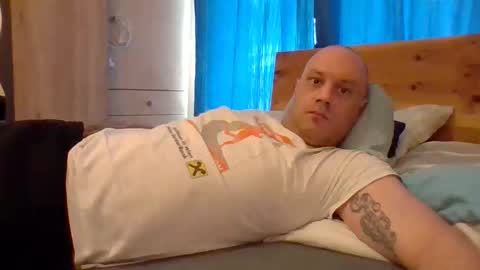 markus_7 online show from 04-22-26, 01:23