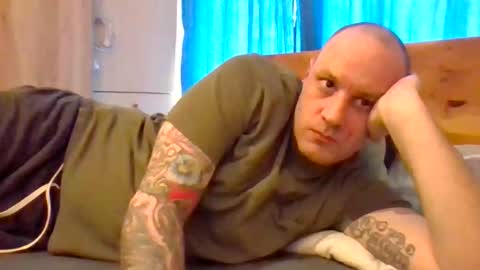 markus_7 online show from 04-25-26, 11:02