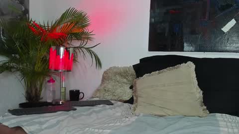 Markus latin online show from 12-19-24, 04:02