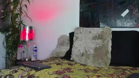 Markus latin online show from 02-11-25, 03:18