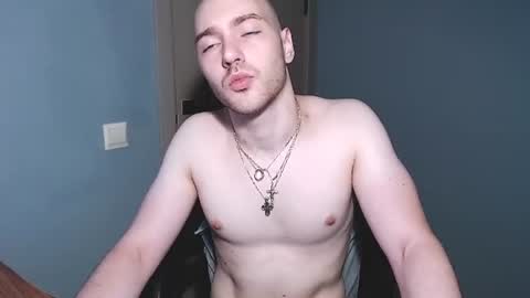 Mark online show from 07-11-26, 06:54