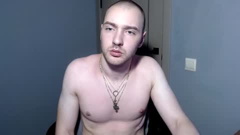 Mark online show from 07-18-26, 06:39