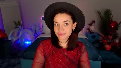 Snapshot of marladewis chatting on 02-12-26, 05:19 MarlaDewis online show from 02-12-26, 05:19