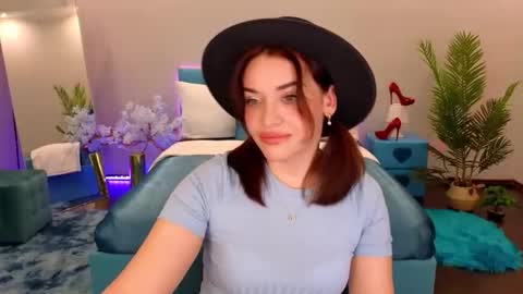 Snapshot of marladewis chatting on 02-24-26, 06:50 MarlaDewis online show from 02-24-26, 06:50