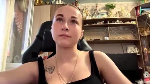 Lena online show from 07-30-26, 05:34