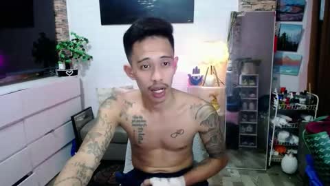 marlmoreno10 online show from 04-25-26, 11:35