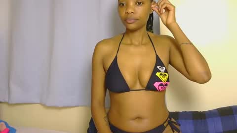 Snapshot of marly_babe chatting on 07-02-26, 05:02 Marly online show from 07-02-26, 05:02