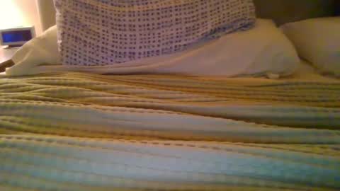 Snapshot of marriedcouple9 chatting on 12-17-24, 04:01 Jess and Nick online show from 12-17-24, 04:01