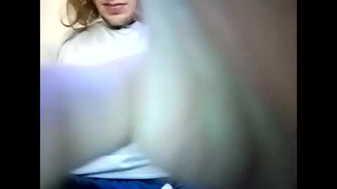 Snapshot of marriedcouple929 chatting on 11-05-25, 08:25 marriedcouple929 online show from 11-05-25, 08:25