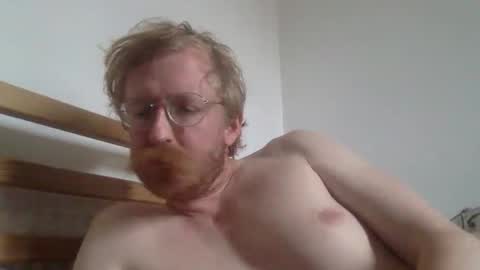 Snapshot of marriedmannextdoor chatting on 05-21-26, 08:43 marriedmannextdoor online show from 05-21-26, 08:43