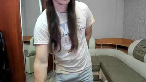 Snapshot of marryplz chatting on 10-23-25, 09:24 Alan online show from 10-23-25, 09:24