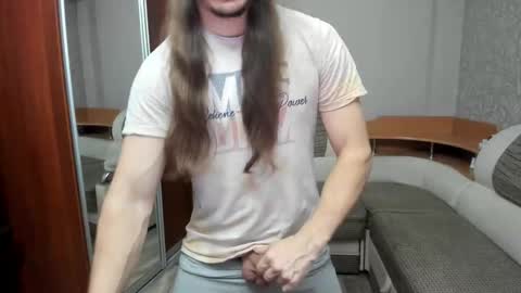 Snapshot of marryplz chatting on 11-21-25, 06:06 Alan online show from 11-21-25, 06:06