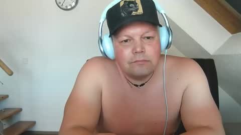 mars0481 online show from 05-23-26, 01:37