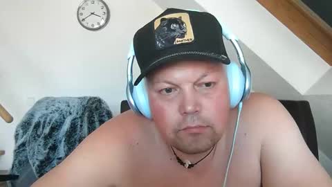 mars0481 online show from 05-28-26, 01:41