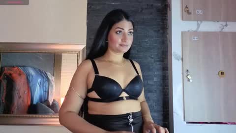 marscarlett online show from 10-15-25, 03:17