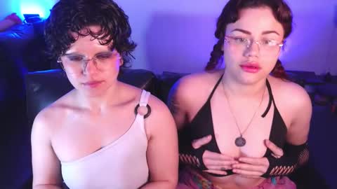 Marsdoll online show from 11-24-25, 10:53