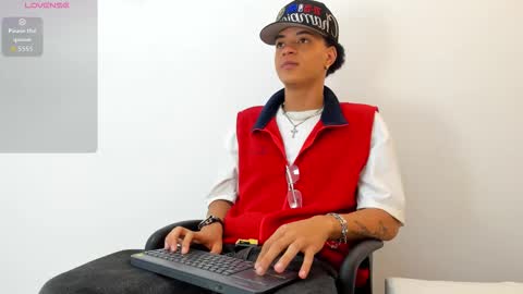 MARSHALL online show from 01-16-26, 01:15