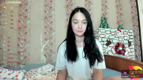 Snapshot of marshmallow_xxx chatting on 01-14-26, 10:58 Elsa Lovense Lush is active Open Pvt Welcome to the world of pleasure online show from 01-14-26, 10:58