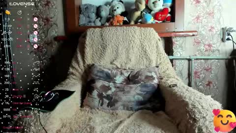 Snapshot of marshmallow_xxx chatting on 01-16-26, 08:46 Elsa Lovense Lush is active Open Pvt Welcome to the world of pleasure online show from 01-16-26, 08:46