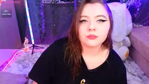 marshmallowbeauty_ online show from 12-21-25, 10:06