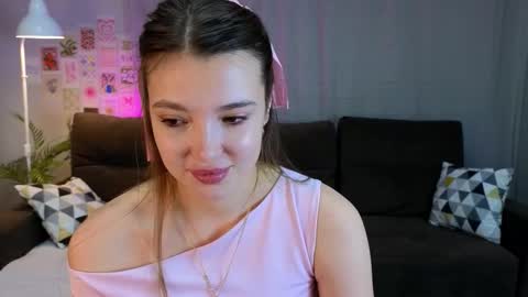 Snapshot of marshmelany chatting on 10-11-25, 01:38 marshmelany online show from 10-11-25, 01:38