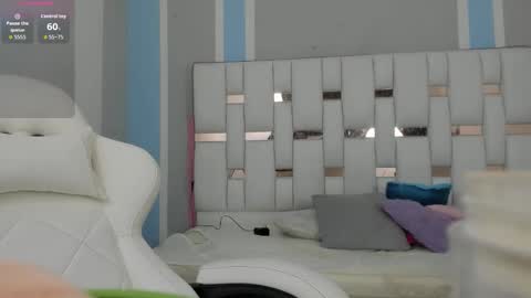 Mar Smith online show from 11-12-25, 03:29