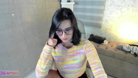 Snapshot of martiiinaa_ chatting on 01-15-25, 08:41 Martina online show from 01-15-25, 08:41