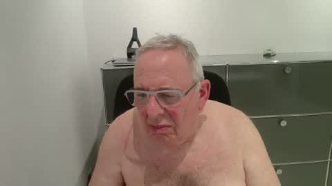 martin_1947 online show from 07-03-26, 11:11