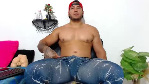 Martin instagrammartinfiit online show from 10-31-25, 10:33