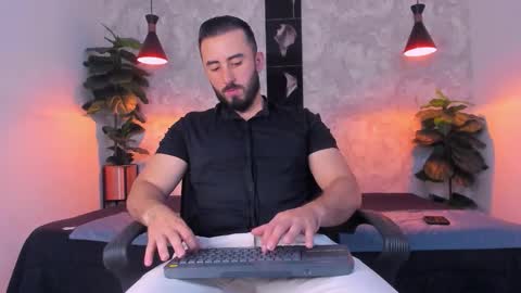 Martin Foster online show from 03-31-26, 03:41