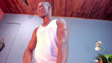 Snapshot of martin_killer chatting on 02-15-25, 01:21 Martin online show from 02-15-25, 01:21