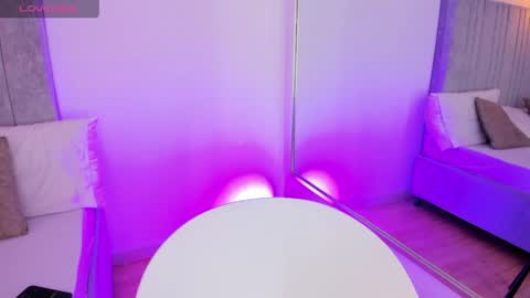 Snapshot of martina_adams chatting on 06-06-26, 10:47 mari online show from 06-06-26, 10:47