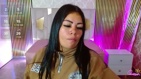 Hey im martina online show from 05-17-26, 03:15