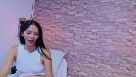 Snapshot of martina_thompson69 chatting on 02-13-26, 03:41 Martina online show from 02-13-26, 03:41