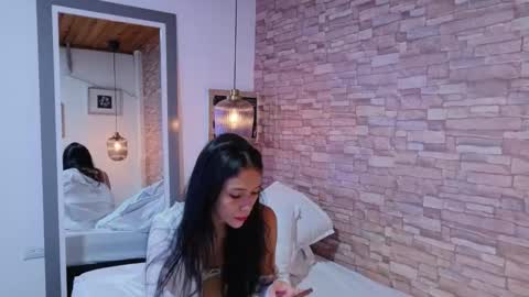 Snapshot of martina_thompson69 chatting on 02-18-26, 06:37 Martina online show from 02-18-26, 06:37