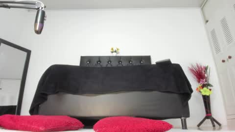 Martina online show from 05-16-26, 12:29