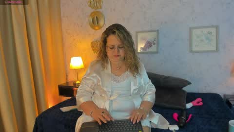 Martina Caicedo online show from 05-30-26, 10:56