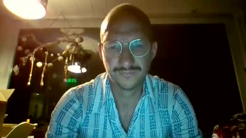 Snapshot of martinadam18 chatting on 06-20-26, 09:39 martinadam18 online show from 06-20-26, 09:39